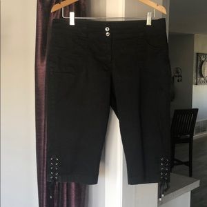 Black crop pants with side leg detail